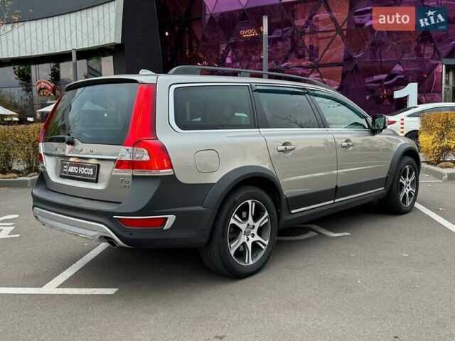 Серый Вольво ХС70, объемом двигателя 2.95 л и пробегом 206 тыс. км за 17990 $, фото 6 на Automoto.ua