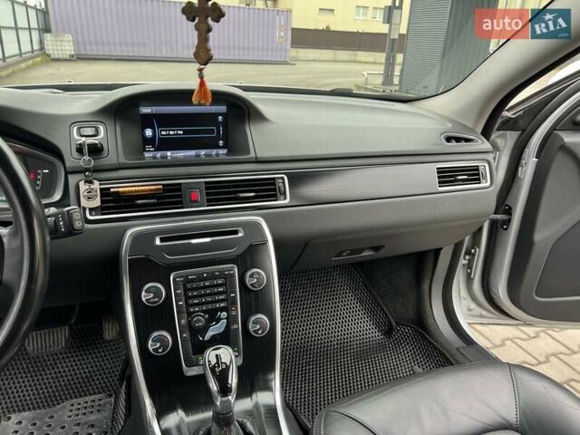 Серый Вольво ХС70, объемом двигателя 1.98 л и пробегом 250 тыс. км за 14999 $, фото 26 на Automoto.ua