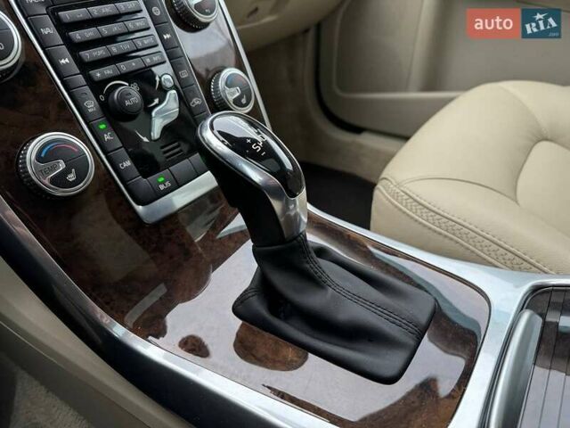 Серый Вольво ХС70, объемом двигателя 2.95 л и пробегом 206 тыс. км за 17990 $, фото 22 на Automoto.ua