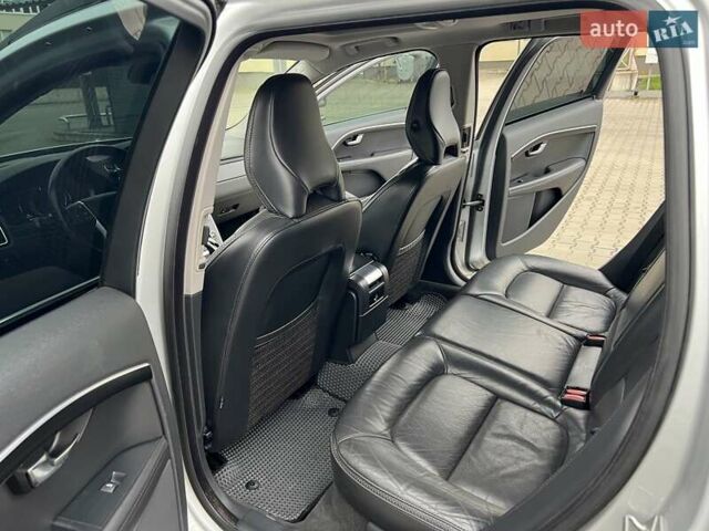 Серый Вольво ХС70, объемом двигателя 1.98 л и пробегом 250 тыс. км за 14999 $, фото 48 на Automoto.ua