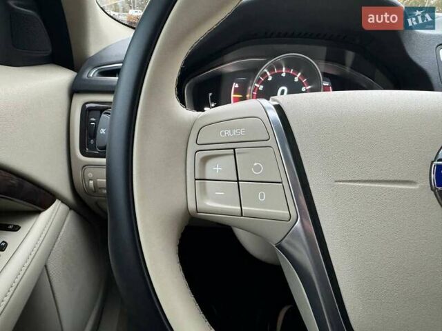 Серый Вольво ХС70, объемом двигателя 2.95 л и пробегом 206 тыс. км за 17990 $, фото 16 на Automoto.ua