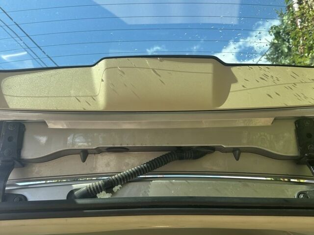 Сірий Вольво ХС70, об'ємом двигуна 2 л та пробігом 130 тис. км за 16500 $, фото 5 на Automoto.ua