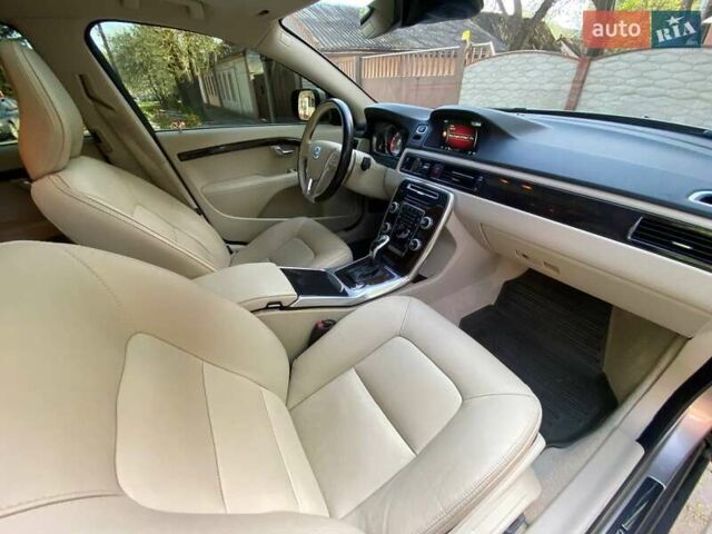 Сірий Вольво ХС70, об'ємом двигуна 2.5 л та пробігом 283 тис. км за 16500 $, фото 4 на Automoto.ua