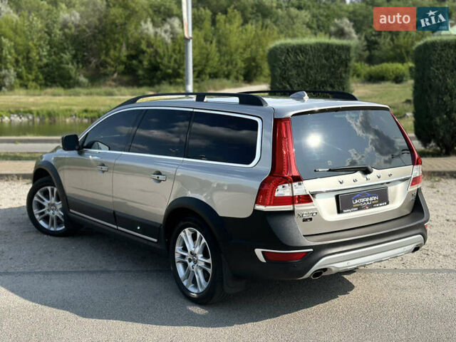 Серый Вольво ХС70, объемом двигателя 2.5 л и пробегом 89 тыс. км за 21000 $, фото 10 на Automoto.ua