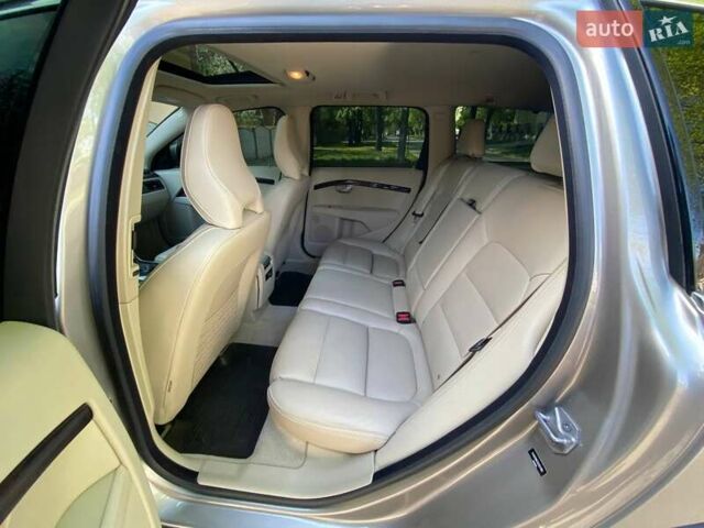 Сірий Вольво ХС70, об'ємом двигуна 2.5 л та пробігом 283 тис. км за 16500 $, фото 9 на Automoto.ua