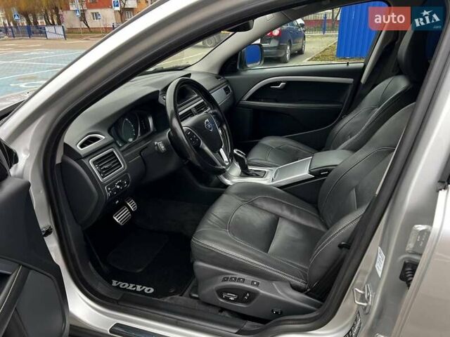 Сірий Вольво ХС70, об'ємом двигуна 2.4 л та пробігом 240 тис. км за 19700 $, фото 10 на Automoto.ua