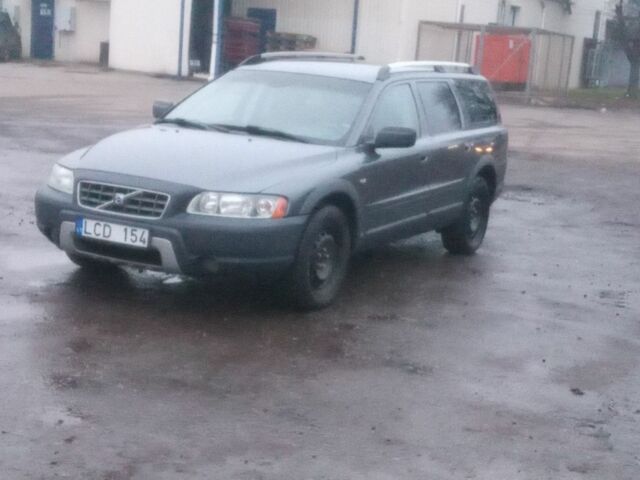 Серый Вольво ХС70, объемом двигателя 2.4 л и пробегом 423 тыс. км за 5300 $, фото 11 на Automoto.ua