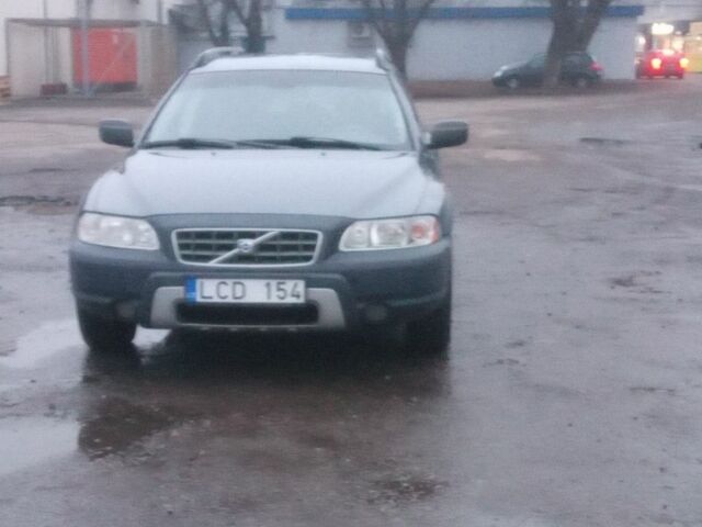 Серый Вольво ХС70, объемом двигателя 2.4 л и пробегом 423 тыс. км за 5300 $, фото 10 на Automoto.ua