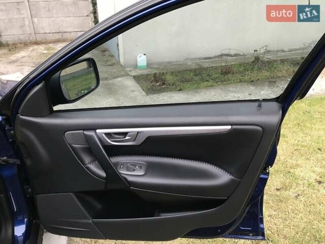 Синий Вольво ХС70, объемом двигателя 2.4 л и пробегом 220 тыс. км за 10000 $, фото 12 на Automoto.ua