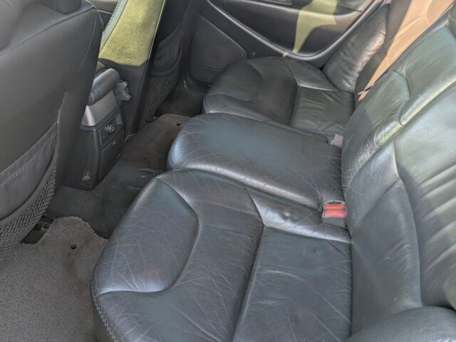 Синій Вольво ХС70, об'ємом двигуна 2.4 л та пробігом 190 тис. км за 4490 $, фото 7 на Automoto.ua