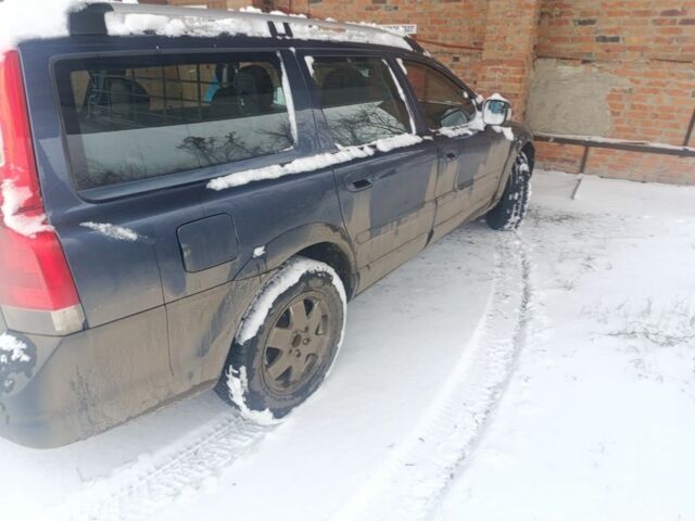 Синий Вольво ХС70, объемом двигателя 2 л и пробегом 200 тыс. км за 2967 $, фото 1 на Automoto.ua