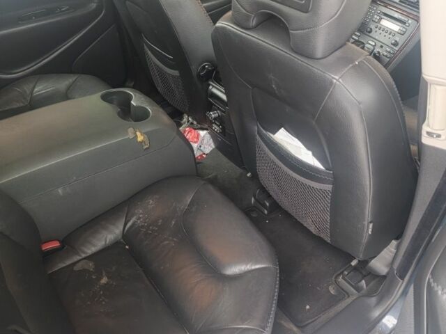 Синий Вольво ХС70, объемом двигателя 2 л и пробегом 200 тыс. км за 2967 $, фото 2 на Automoto.ua