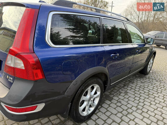 Синий Вольво ХС70, объемом двигателя 2.4 л и пробегом 325 тыс. км за 10500 $, фото 5 на Automoto.ua