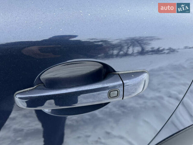 Синій Вольво ХС70, об'ємом двигуна 2.4 л та пробігом 230 тис. км за 12999 $, фото 14 на Automoto.ua