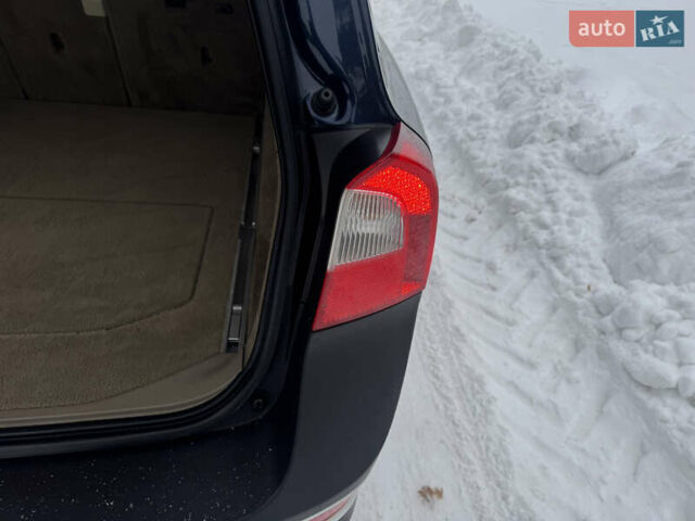 Синій Вольво ХС70, об'ємом двигуна 2.4 л та пробігом 230 тис. км за 12999 $, фото 71 на Automoto.ua