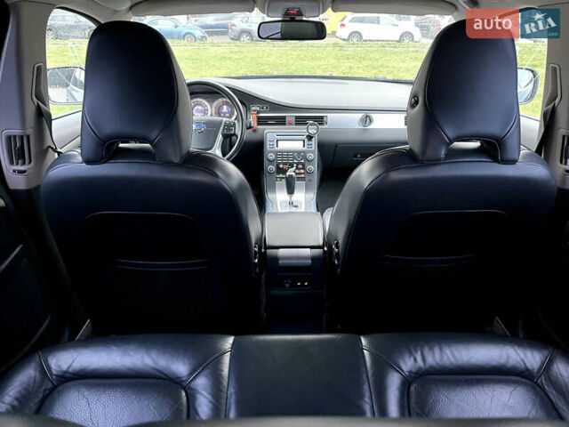 Синій Вольво ХС70, об'ємом двигуна 2.4 л та пробігом 143 тис. км за 18500 $, фото 52 на Automoto.ua