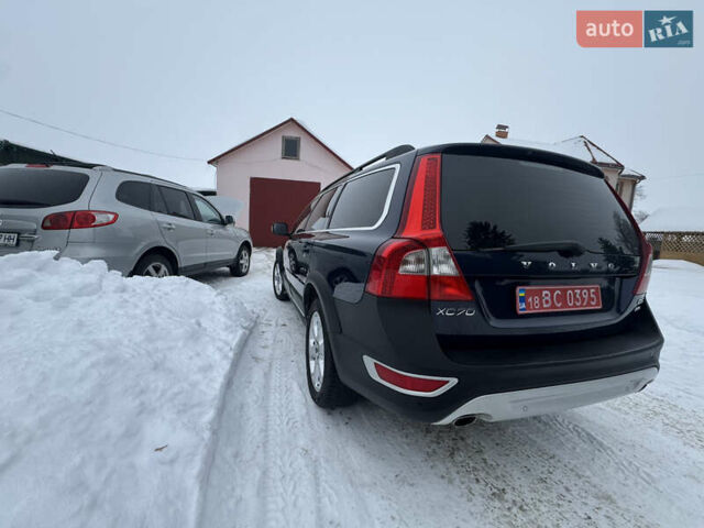 Синій Вольво ХС70, об'ємом двигуна 2.4 л та пробігом 230 тис. км за 12999 $, фото 29 на Automoto.ua