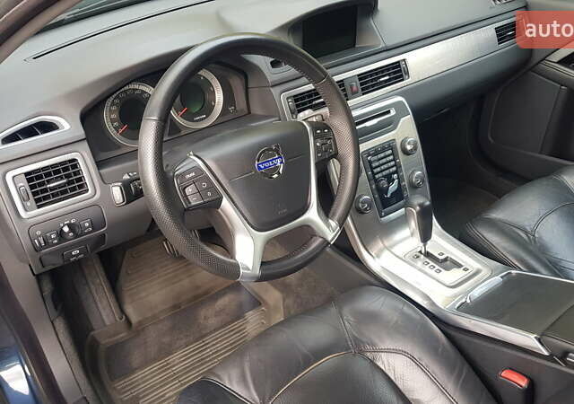 Синий Вольво ХС70, объемом двигателя 2.4 л и пробегом 225 тыс. км за 14750 $, фото 28 на Automoto.ua