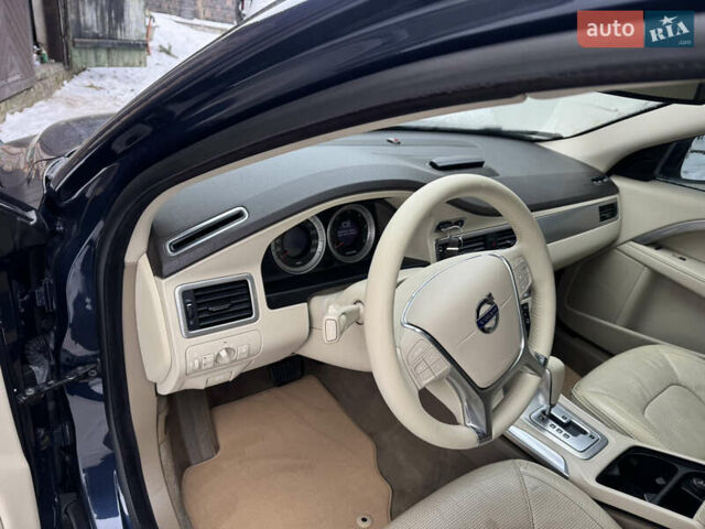 Синій Вольво ХС70, об'ємом двигуна 2.4 л та пробігом 230 тис. км за 12999 $, фото 96 на Automoto.ua