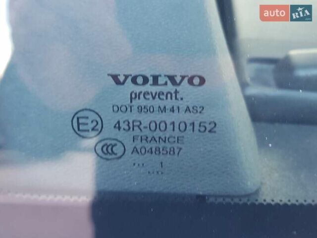 Синий Вольво ХС70, объемом двигателя 2.4 л и пробегом 225 тыс. км за 14750 $, фото 23 на Automoto.ua