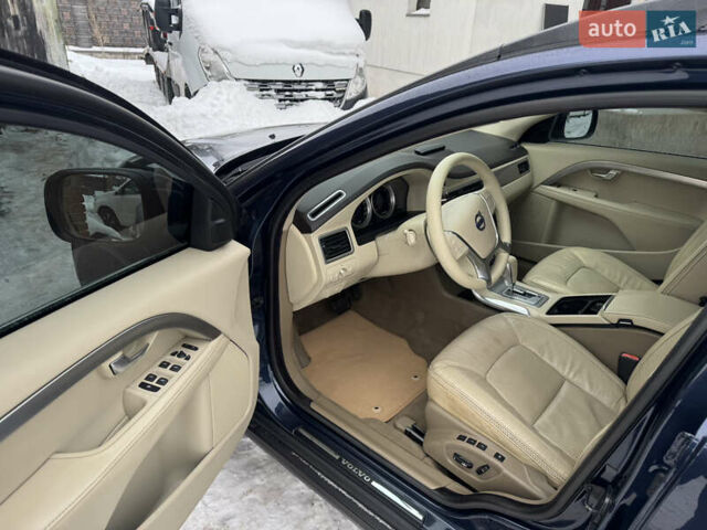 Синій Вольво ХС70, об'ємом двигуна 2.4 л та пробігом 230 тис. км за 12999 $, фото 93 на Automoto.ua