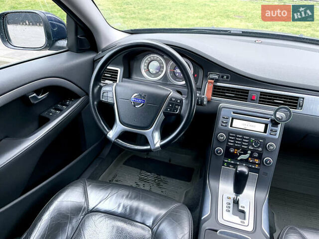 Синій Вольво ХС70, об'ємом двигуна 2.4 л та пробігом 143 тис. км за 18500 $, фото 45 на Automoto.ua