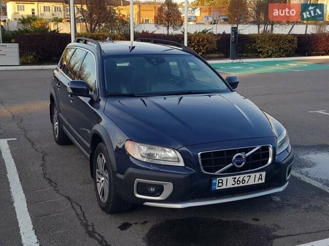 Синий Вольво ХС70, объемом двигателя 2.4 л и пробегом 225 тыс. км за 14750 $, фото 2 на Automoto.ua