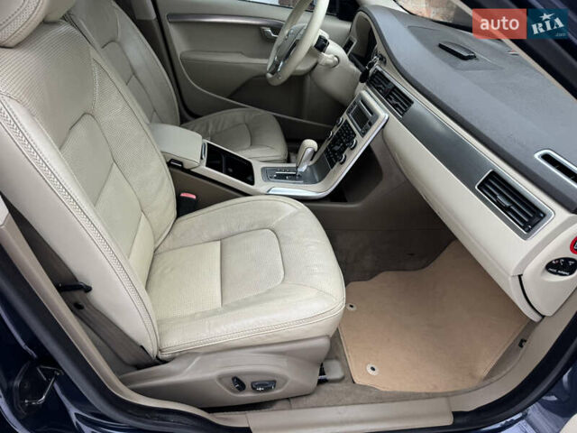 Синій Вольво ХС70, об'ємом двигуна 2.4 л та пробігом 230 тис. км за 12999 $, фото 84 на Automoto.ua