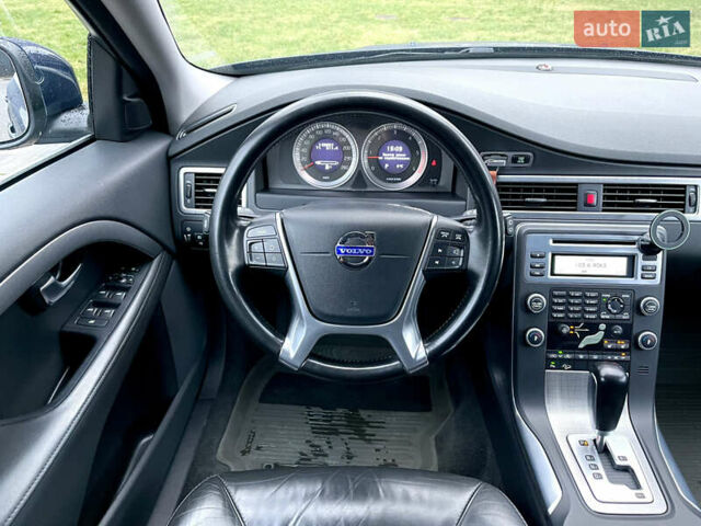 Синій Вольво ХС70, об'ємом двигуна 2.4 л та пробігом 143 тис. км за 18500 $, фото 49 на Automoto.ua