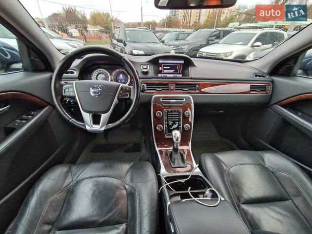 Синий Вольво ХС70, объемом двигателя 2.4 л и пробегом 264 тыс. км за 16990 $, фото 13 на Automoto.ua