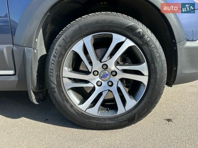 Синій Вольво ХС70, об'ємом двигуна 2.4 л та пробігом 288 тис. км за 15500 $, фото 11 на Automoto.ua