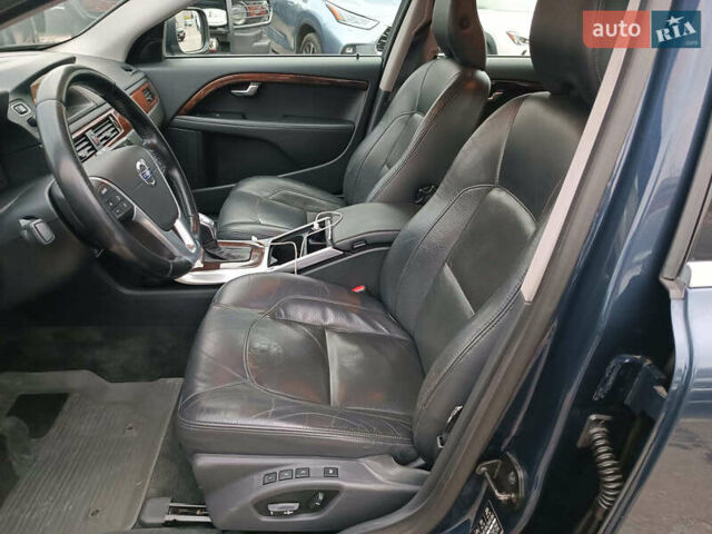 Синий Вольво ХС70, объемом двигателя 2.4 л и пробегом 264 тыс. км за 16990 $, фото 18 на Automoto.ua