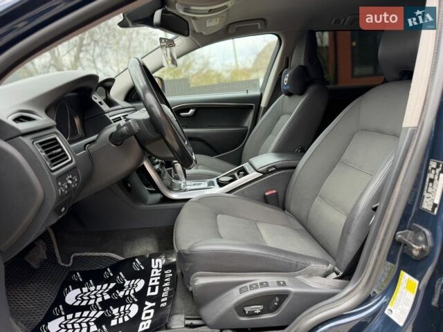 Синий Вольво ХС70, объемом двигателя 3.19 л и пробегом 185 тыс. км за 13500 $, фото 6 на Automoto.ua
