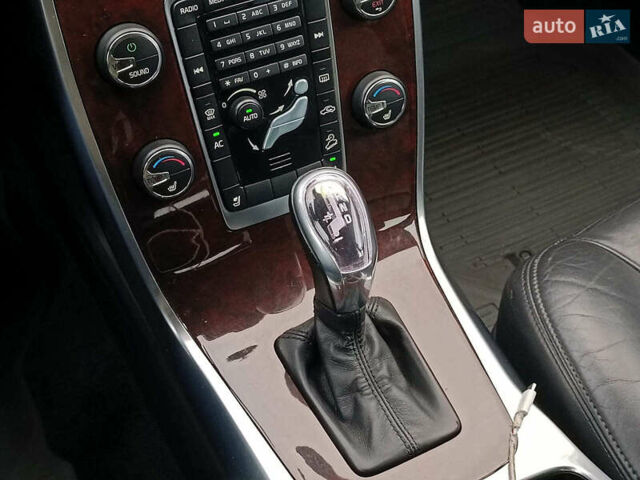 Синий Вольво ХС70, объемом двигателя 2.4 л и пробегом 264 тыс. км за 16990 $, фото 28 на Automoto.ua