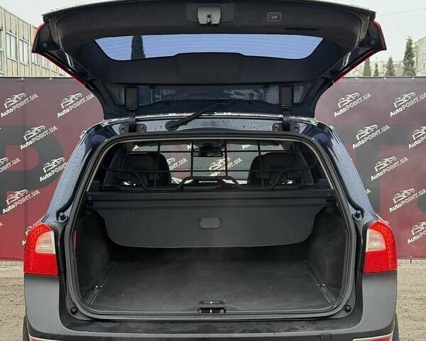 Синій Вольво ХС70, об'ємом двигуна 2.4 л та пробігом 202 тис. км за 16700 $, фото 9 на Automoto.ua