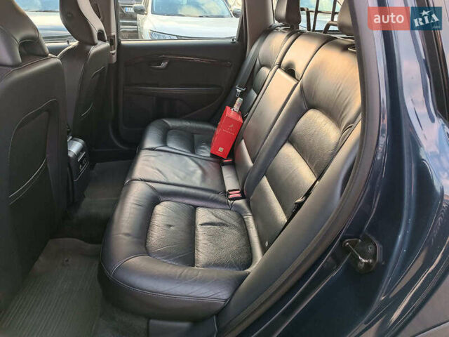 Синий Вольво ХС70, объемом двигателя 2.4 л и пробегом 264 тыс. км за 15990 $, фото 9 на Automoto.ua