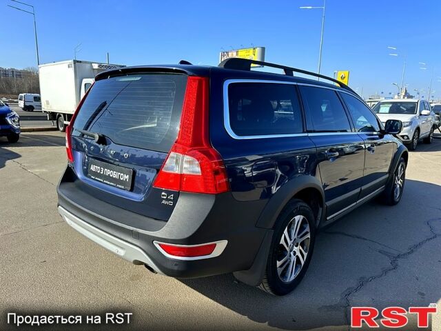 Синий Вольво ХС70, объемом двигателя 2.4 л и пробегом 288 тыс. км за 15500 $, фото 6 на Automoto.ua