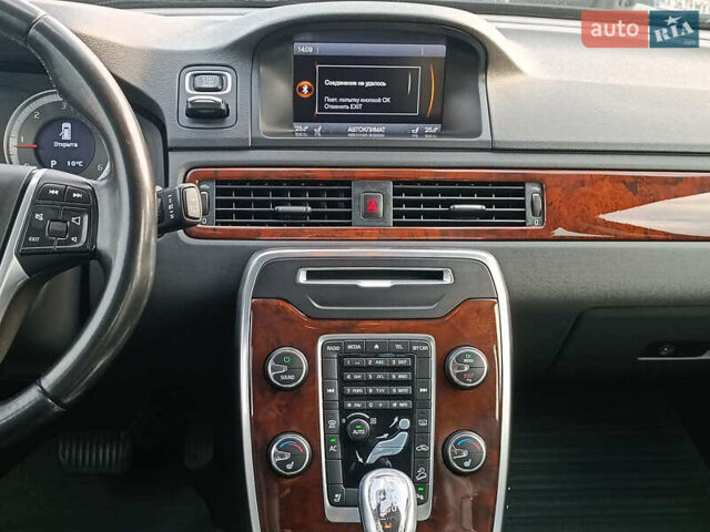 Синий Вольво ХС70, объемом двигателя 2.4 л и пробегом 264 тыс. км за 15990 $, фото 14 на Automoto.ua