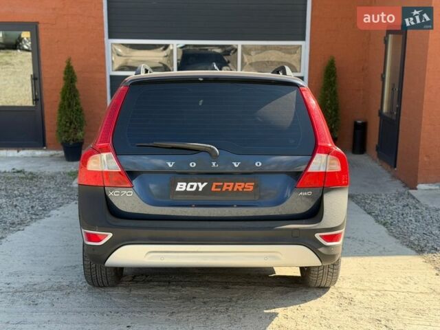 Синий Вольво ХС70, объемом двигателя 3.19 л и пробегом 185 тыс. км за 13500 $, фото 4 на Automoto.ua