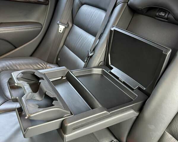 Синій Вольво ХС70, об'ємом двигуна 2.4 л та пробігом 202 тис. км за 16700 $, фото 15 на Automoto.ua