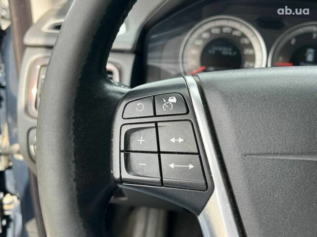 Синий Вольво ХС70, объемом двигателя 2.4 л и пробегом 310 тыс. км за 13790 $, фото 19 на Automoto.ua