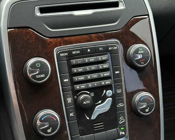 Синій Вольво ХС70, об'ємом двигуна 2.4 л та пробігом 202 тис. км за 16700 $, фото 30 на Automoto.ua