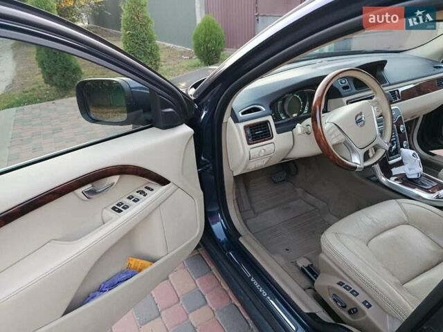 Синій Вольво ХС70, об'ємом двигуна 2.4 л та пробігом 353 тис. км за 17300 $, фото 12 на Automoto.ua