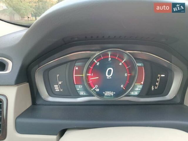 Синій Вольво ХС70, об'ємом двигуна 2.4 л та пробігом 353 тис. км за 17300 $, фото 13 на Automoto.ua