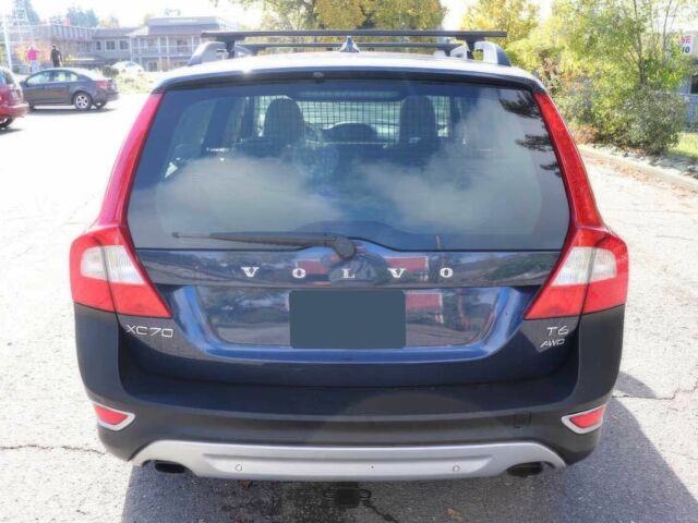 Синий Вольво ХС70, объемом двигателя 3 л и пробегом 88 тыс. км за 7350 $, фото 6 на Automoto.ua