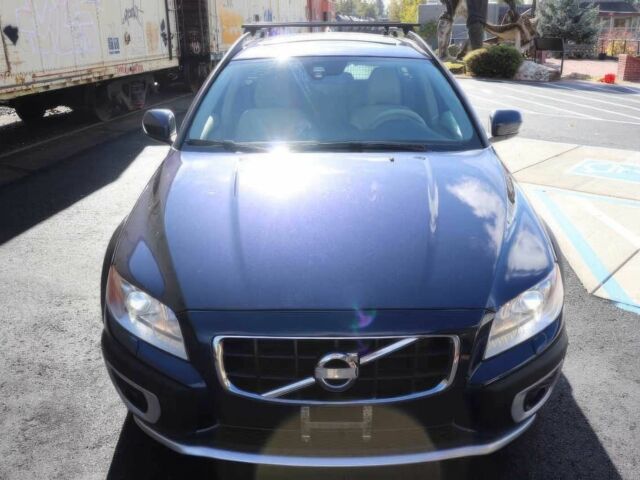 Синий Вольво ХС70, объемом двигателя 3 л и пробегом 88 тыс. км за 7350 $, фото 1 на Automoto.ua