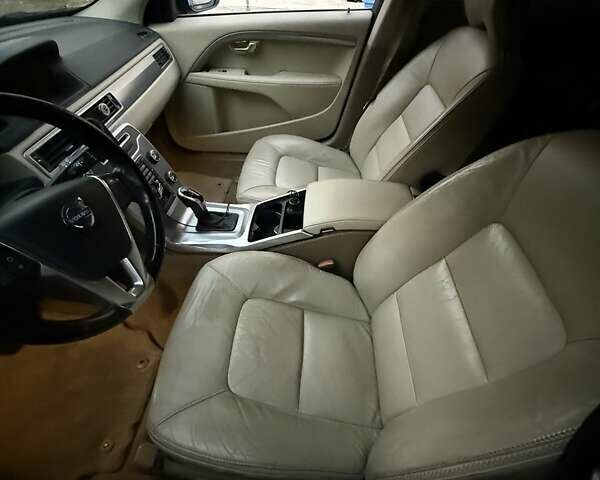 Синий Вольво ХС70, объемом двигателя 2.4 л и пробегом 368 тыс. км за 14700 $, фото 11 на Automoto.ua