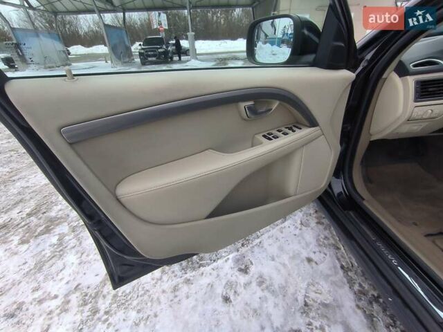 Синий Вольво ХС70, объемом двигателя 2.4 л и пробегом 372 тыс. км за 15500 $, фото 14 на Automoto.ua