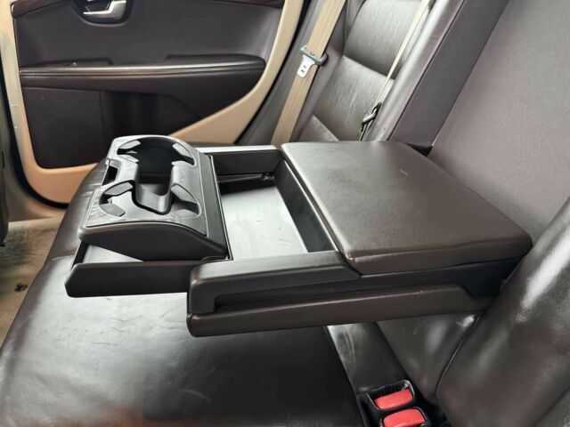 Синий Вольво ХС70, объемом двигателя 3 л и пробегом 74 тыс. км за 3600 $, фото 9 на Automoto.ua