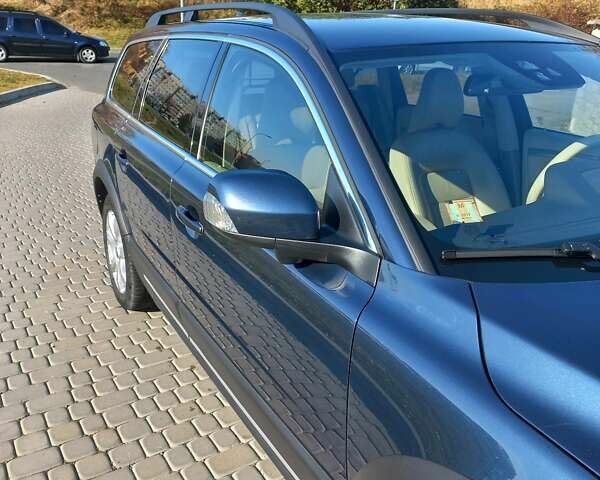 Синій Вольво ХС70, об'ємом двигуна 2 л та пробігом 180 тис. км за 13900 $, фото 9 на Automoto.ua